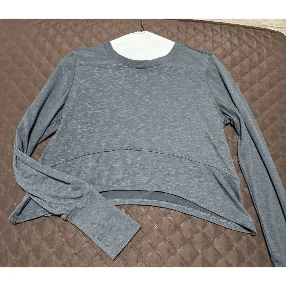 Women’s Long Sleeve Cropped Sharkbite Hem Tee In Dk. Gray -Size M - Picture 4 of 9